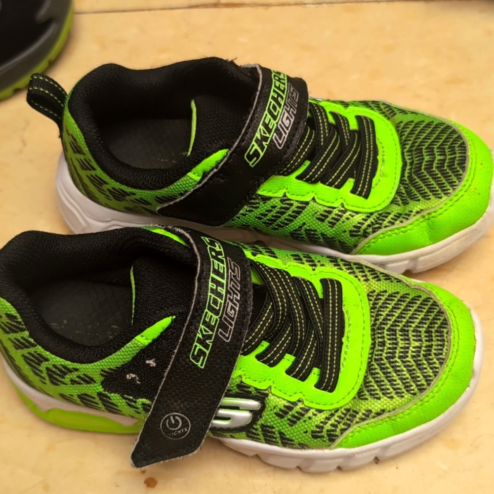 Kids Sketchers Light up sneakers